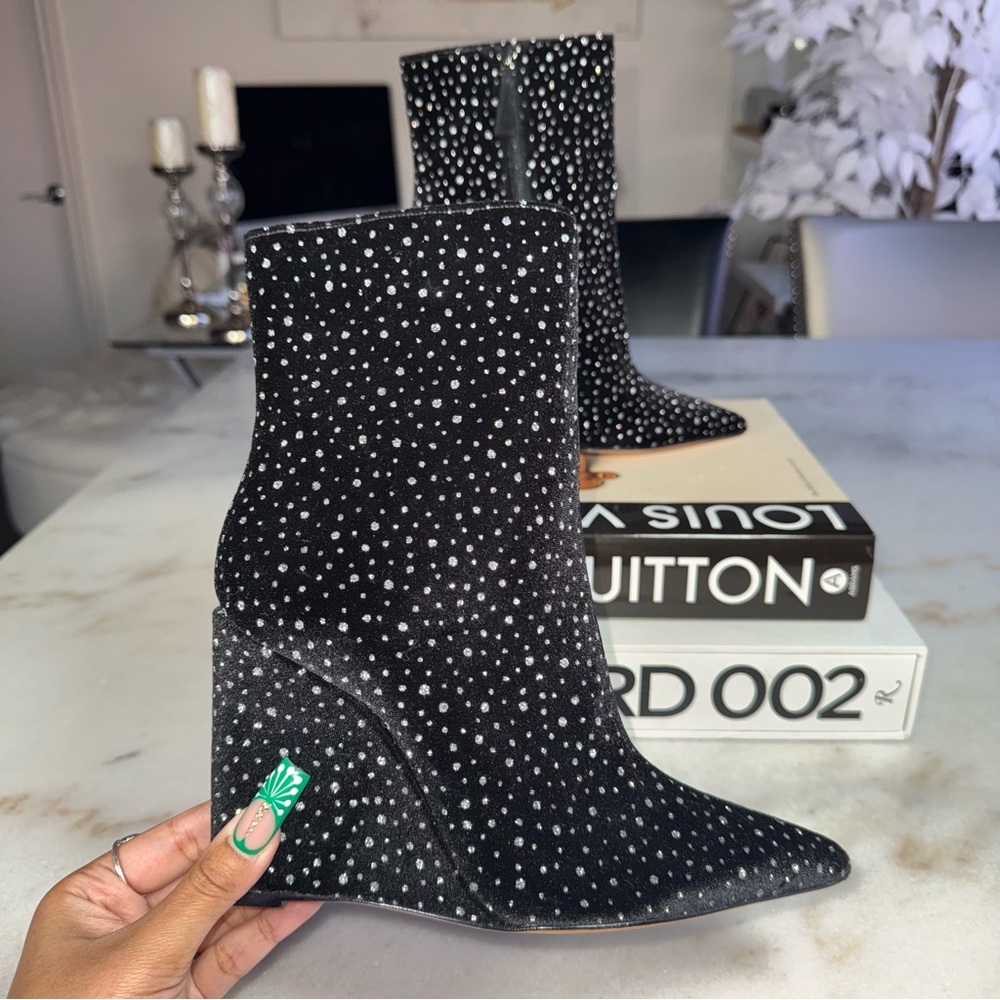 New Alexandre Birman Myra Black Velvet Wedge Bootie Boot Womens 37 Witchy Gothic - Picture 5 of 13